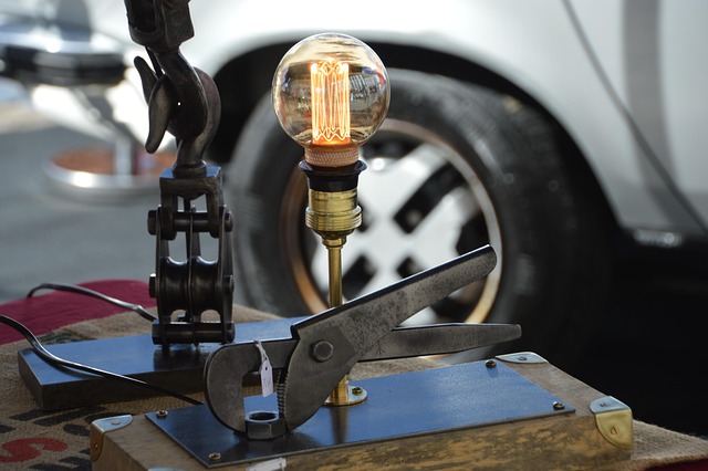 ornement, décoration, vintage, rétro, lumière, pièce, recyclage, artisanat, customiser, outils, design, créativité