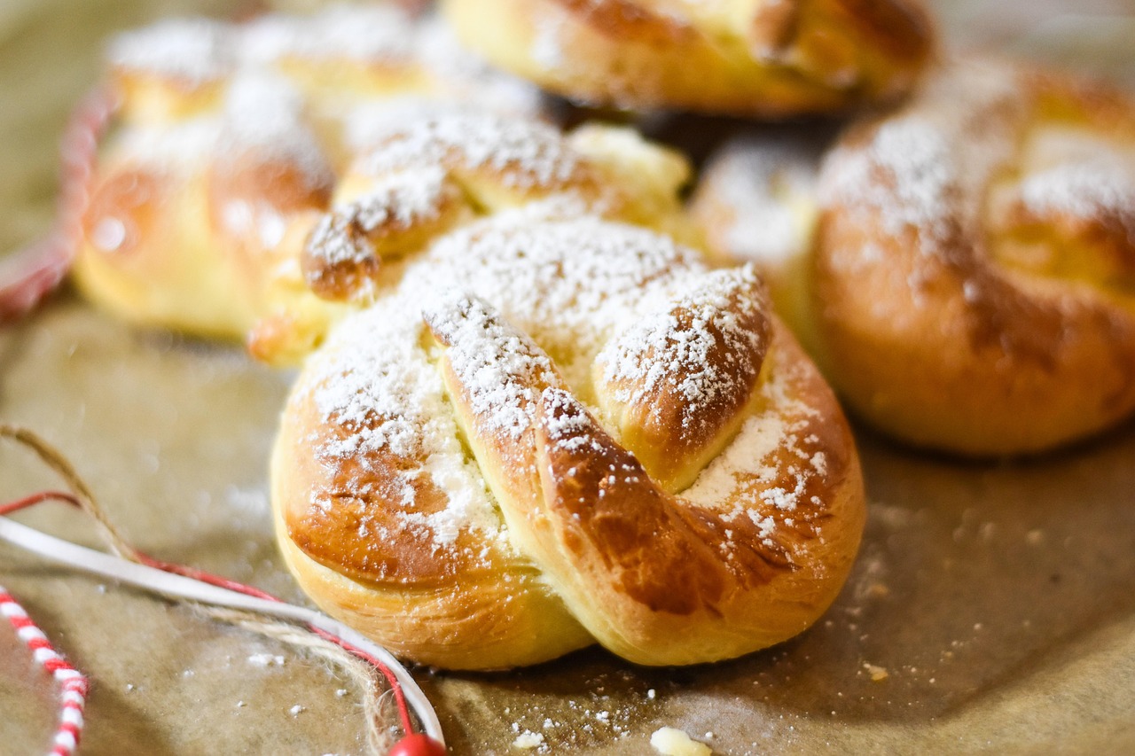 brioche, pain, aliments, goûter, pâtisserie, cuit, fait maison, du sucre, sucré, savoureux, cuisine, brioche, brioche, brioche, brioche, brioche