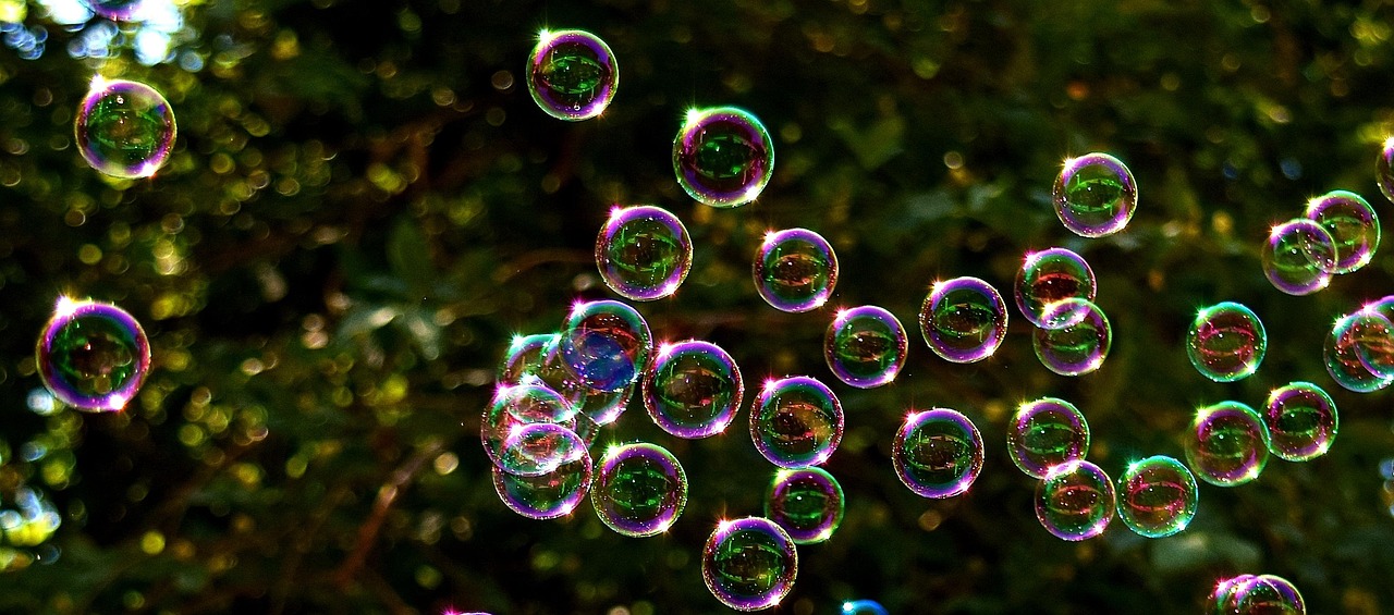 bulles de savon, multicolore, en volant, faire des bulles de savon, eau savonneuse, des balles, flotter, faciliter, facile, en apesanteur, beaucoup, facile, facile, facile, beaucoup, beaucoup, beaucoup, beaucoup, beaucoup