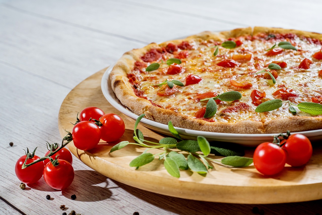 pizza, assiette, aliments, fromage, le déjeuner, des légumes, italien, pizza végétarienne, tranches de pizza, cuisine italienne, composition, la photographie culinaire, pizza, pizza, pizza, pizza, pizza