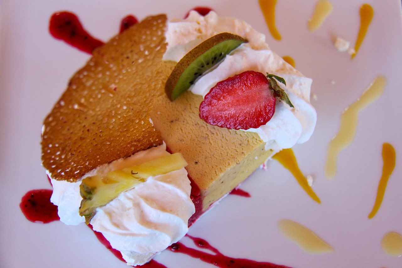 dessert, glace, meringue, fraise, tuile, fruits, chantilly, crème