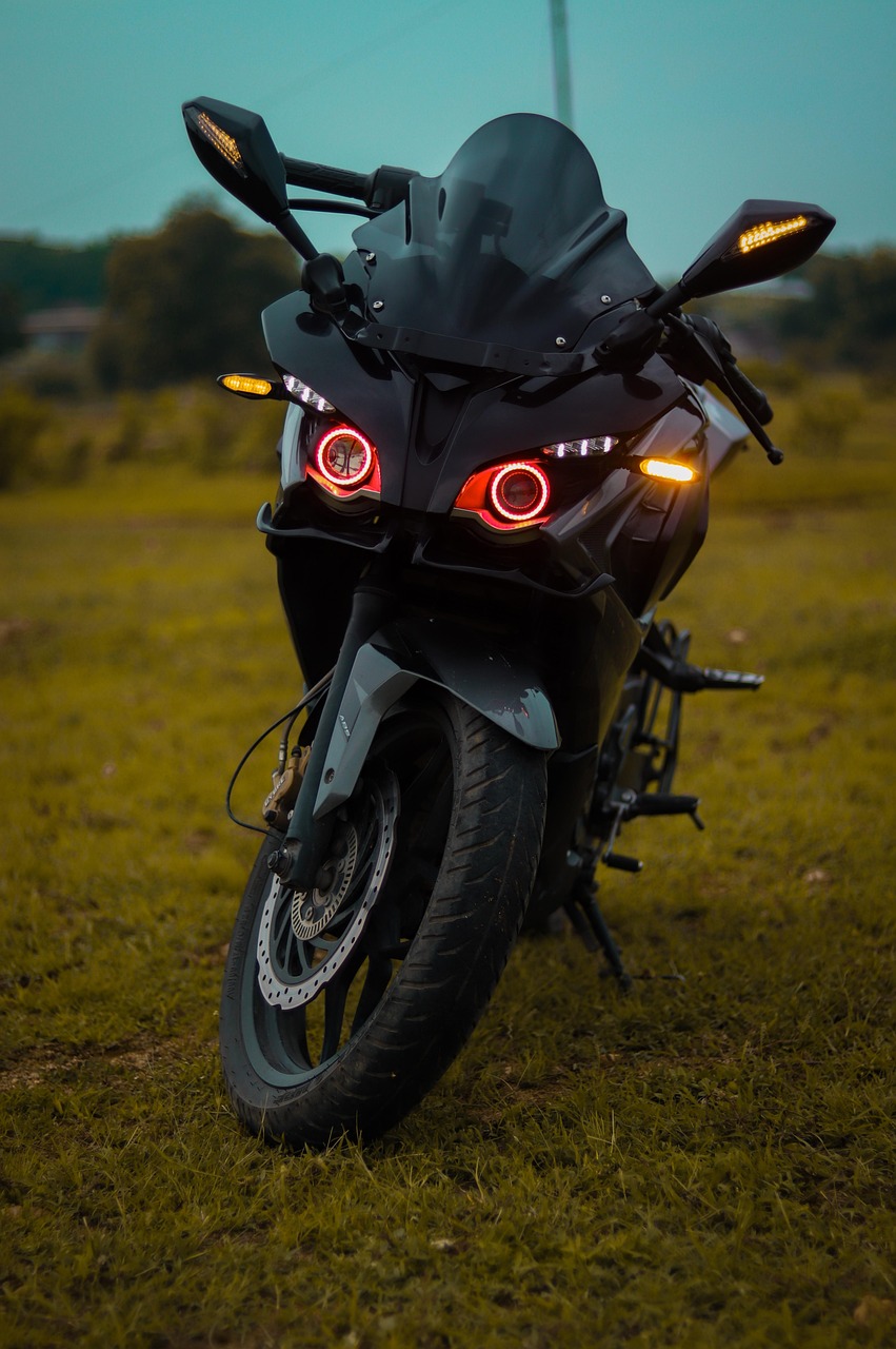 moto, véhicule, sport, vélo de sport, pulsar, bajaj pulsar rs 200, pulsar rs200, rs200, bajaj, bicyclette, modifié, modification, rs200 modifié, pulsar rs200 modifié