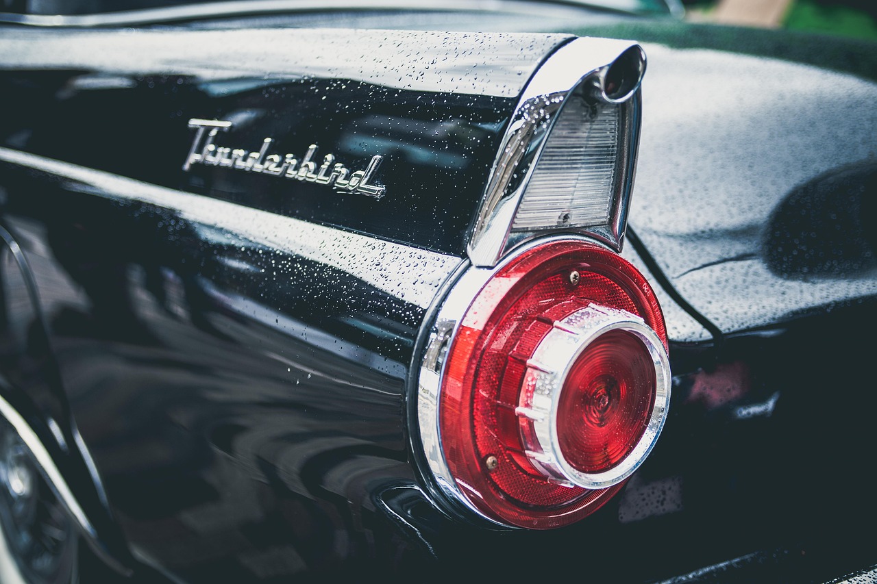 thunderbird, auto, ancien, classique, rétro, feu arrière, arrière de voiture, voiture noire, voiture, fonds d'écran de voiture, fermer, automobile, véhicule