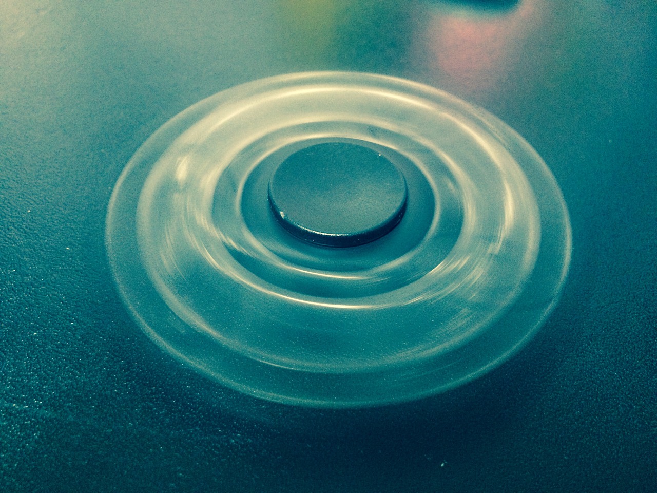 figet spinner, tourner, haut, jouet, se déplacer, jouer, faire pivoter, métal