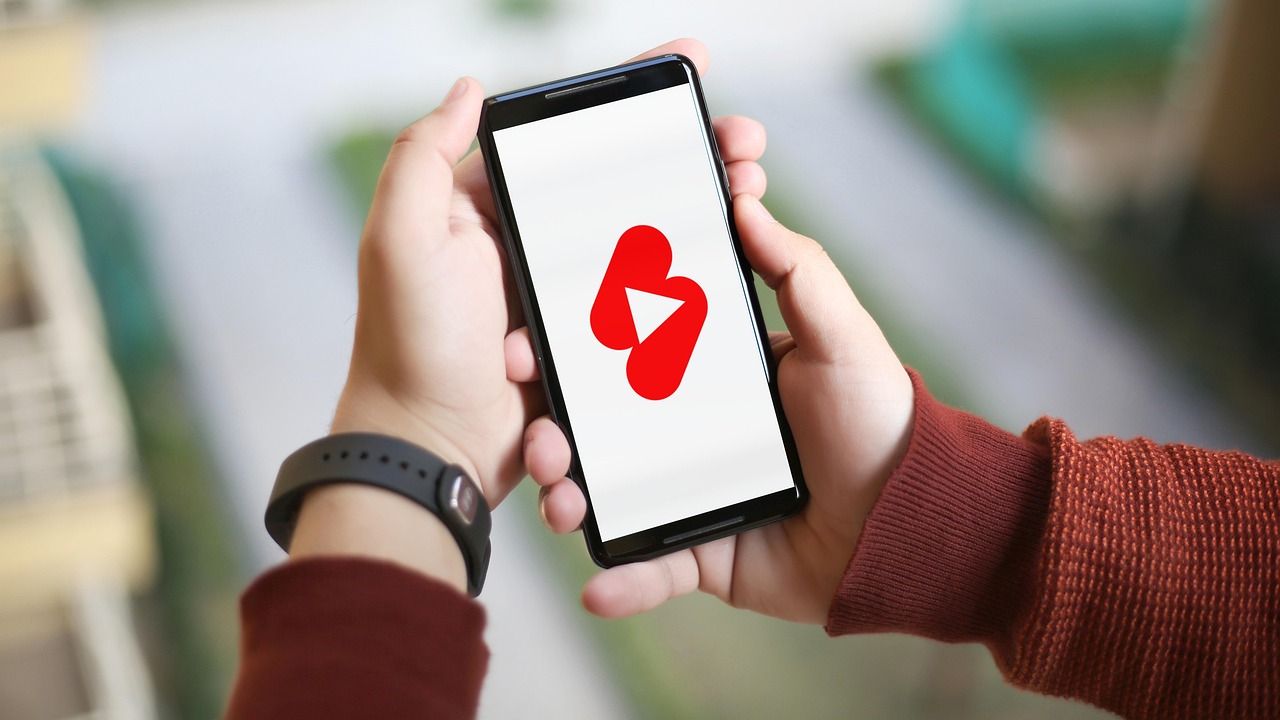 short youtube, youtube, vidéo, téléphone intelligent, verticale, logo, contenu, créateur