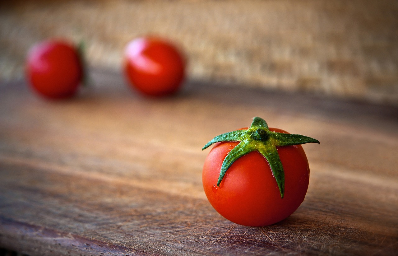 tomate, frais, tomate rouge, produire, récolter, biologique, produits frais, en bonne santé, aliments, tomate mûre, tomate fraîche, nourriture fraîche, régime, tomate, tomate, tomate, tomate, tomate