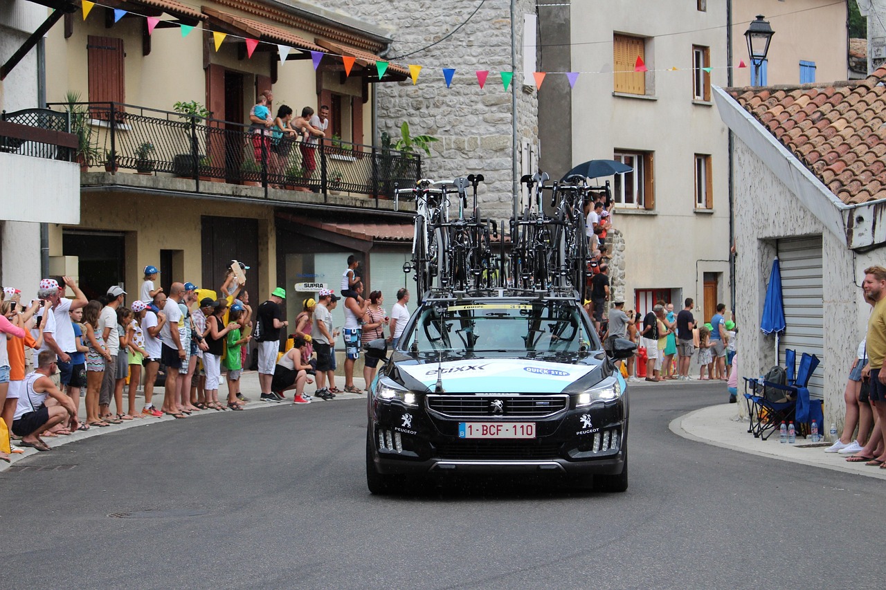 tour de france, cyclisme, jaujac, caravane
