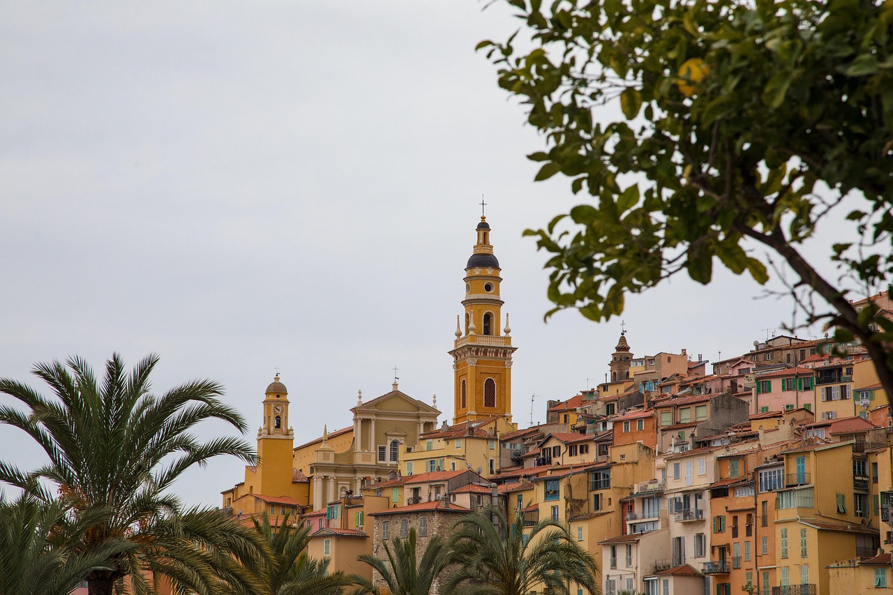 ville, menton, la france, citrons, église, l'architecture, palmier, tourisme, l'europe , immeubles, orange