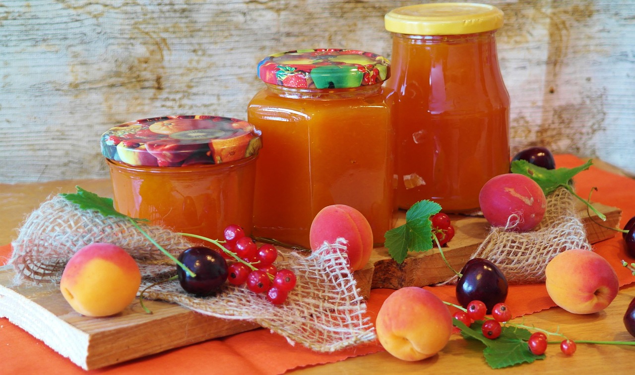 confiture, abricots, abricot, cuisiner, les préparatifs, lunettes, fruit, nourriture naturelle, repas, se réduire, avec ou sans sucre, du sucre, faire un, aliments, mignonne, pots de confiture, fait maison, douceur, pain à tartiner, confiture, abricot, abricot, abricot, abricot, abricot, douceur