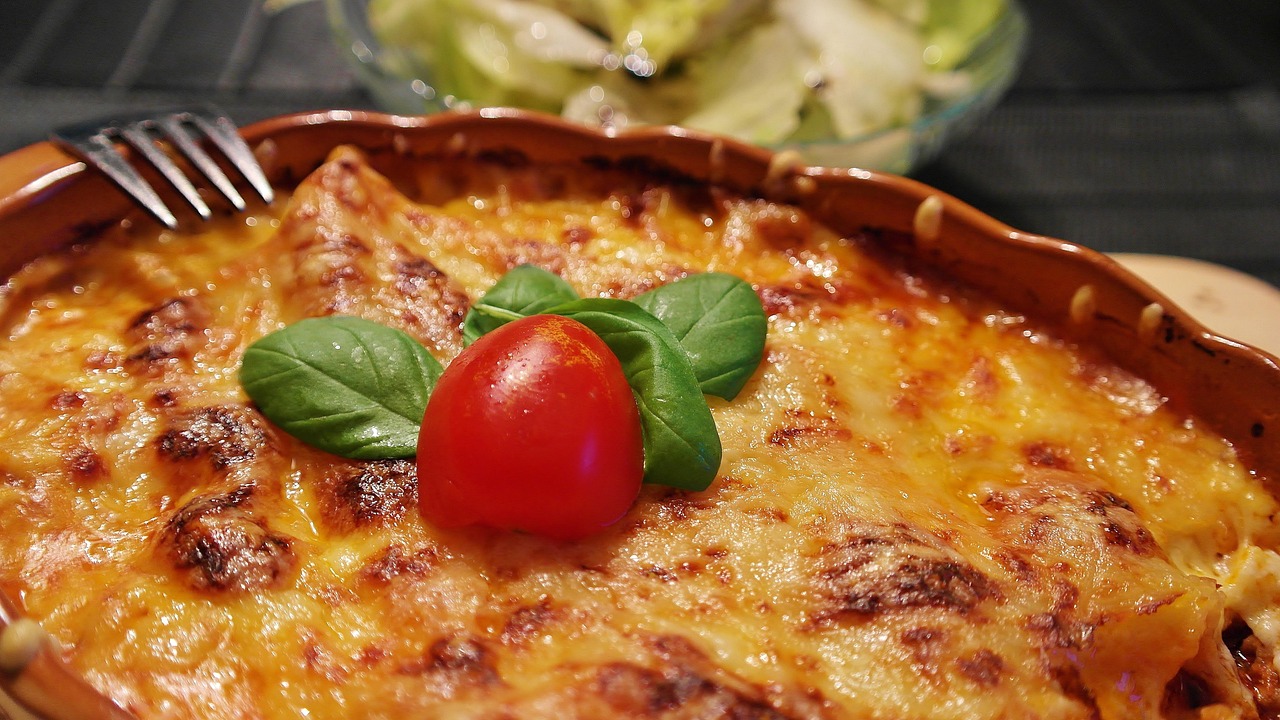 lasagne, fromage, tomates, nouilles, plat de cuisson, moule en céramique, festonné, rechercher, cuisiner, céramique, aliments, lasagne, lasagne, lasagne, lasagne, lasagne