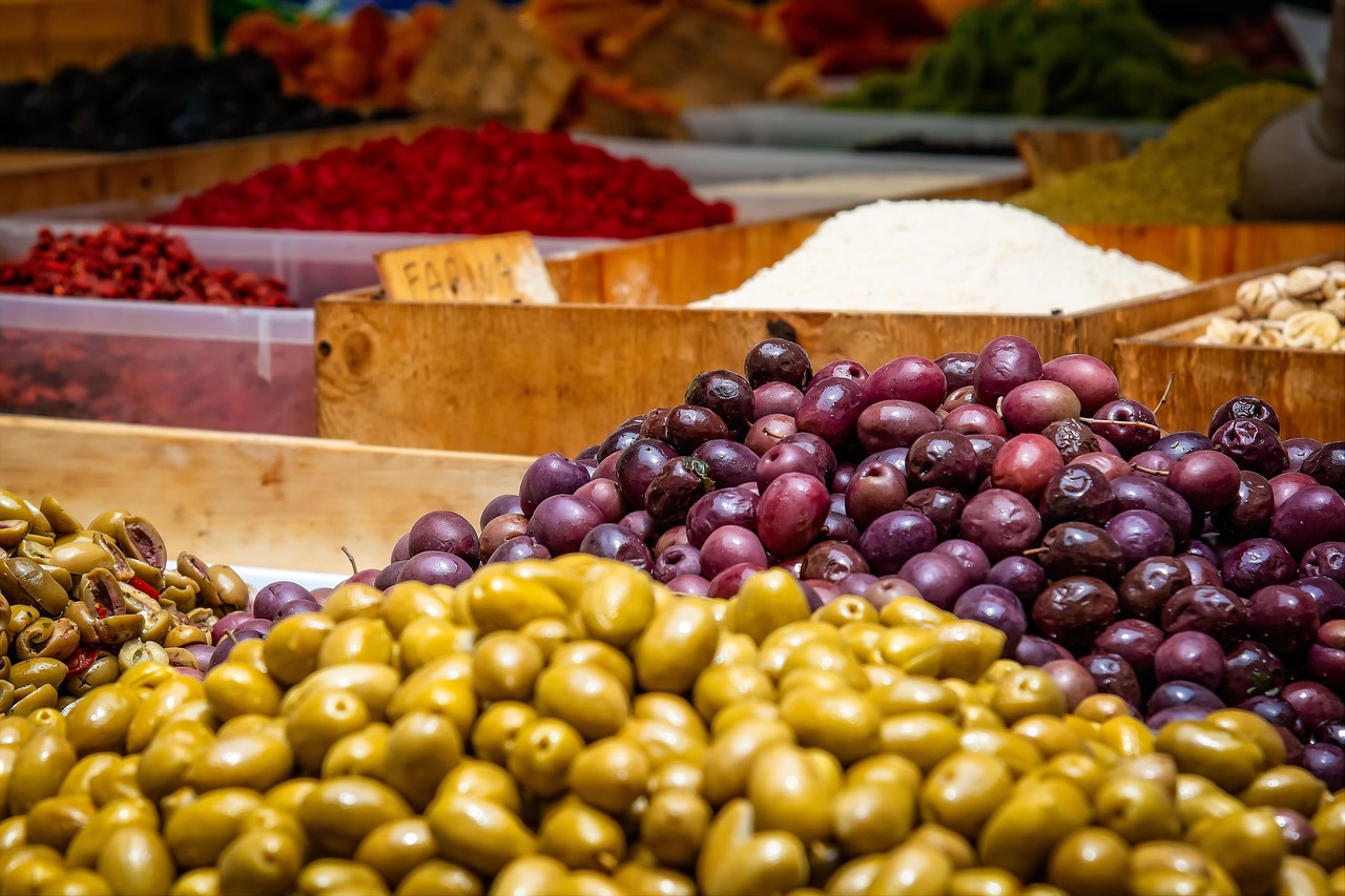 olives, des fruits, marché, frais, étal de marché, bazar, olives, olives, olives, olives, olives, marché, marché, marché, marché