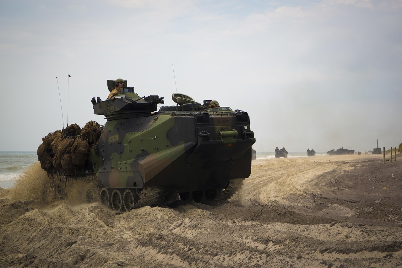 aav-p7 a1, véhicule amphibie, nous les marins