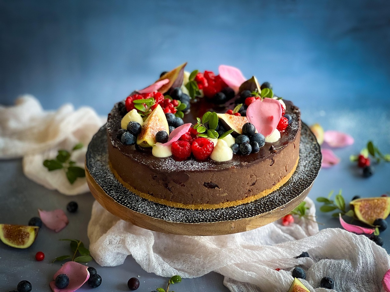 gâteau, baies, le dessert, sucré, chocolat, gâteau au chocolat, gâteau au rhum, boulangerie, gâteau d'anniversaire, framboises, myrtilles, fruit, gâteau rond, figues, aliments, gâteau, gâteau, gâteau, gâteau au chocolat, gâteau au chocolat, gâteau au chocolat, gâteau d'anniversaire, gâteau d'anniversaire, gâteau d'anniversaire, gâteau d'anniversaire, gâteau d'anniversaire